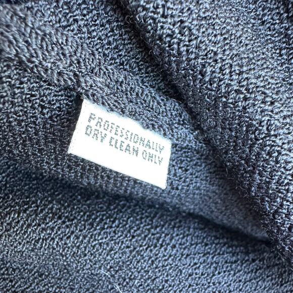 St. John Basics 16 Black Santana Knit Pleated Cropped Pants - Picture 6 of 7